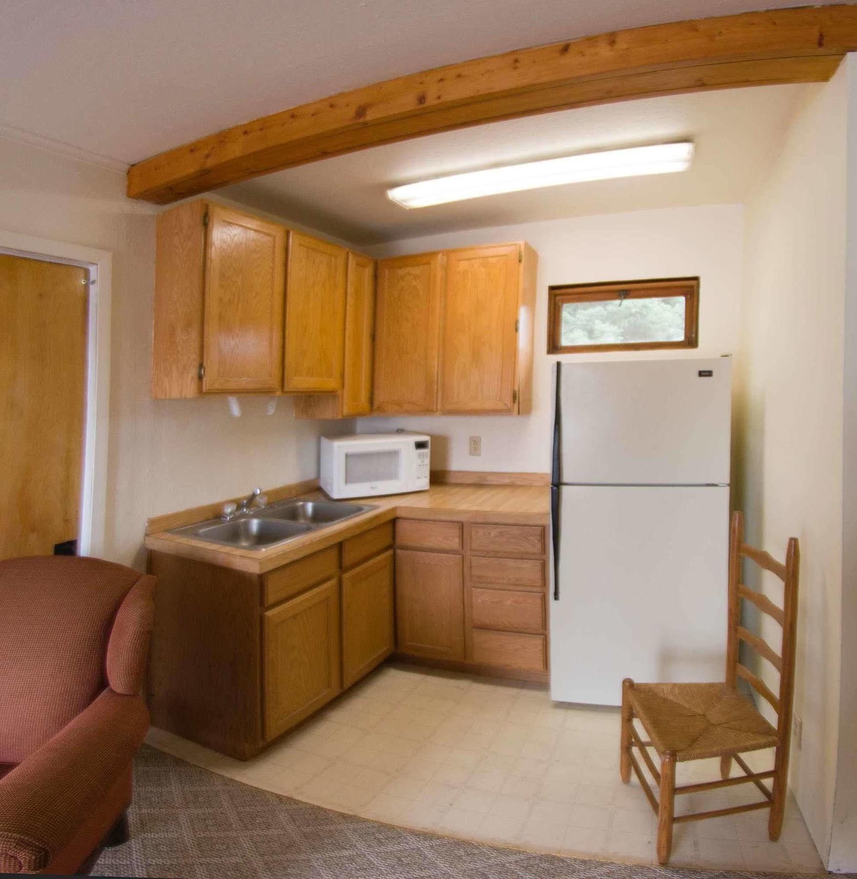 Yellowstone Holiday Motel 西黄石 外观 照片